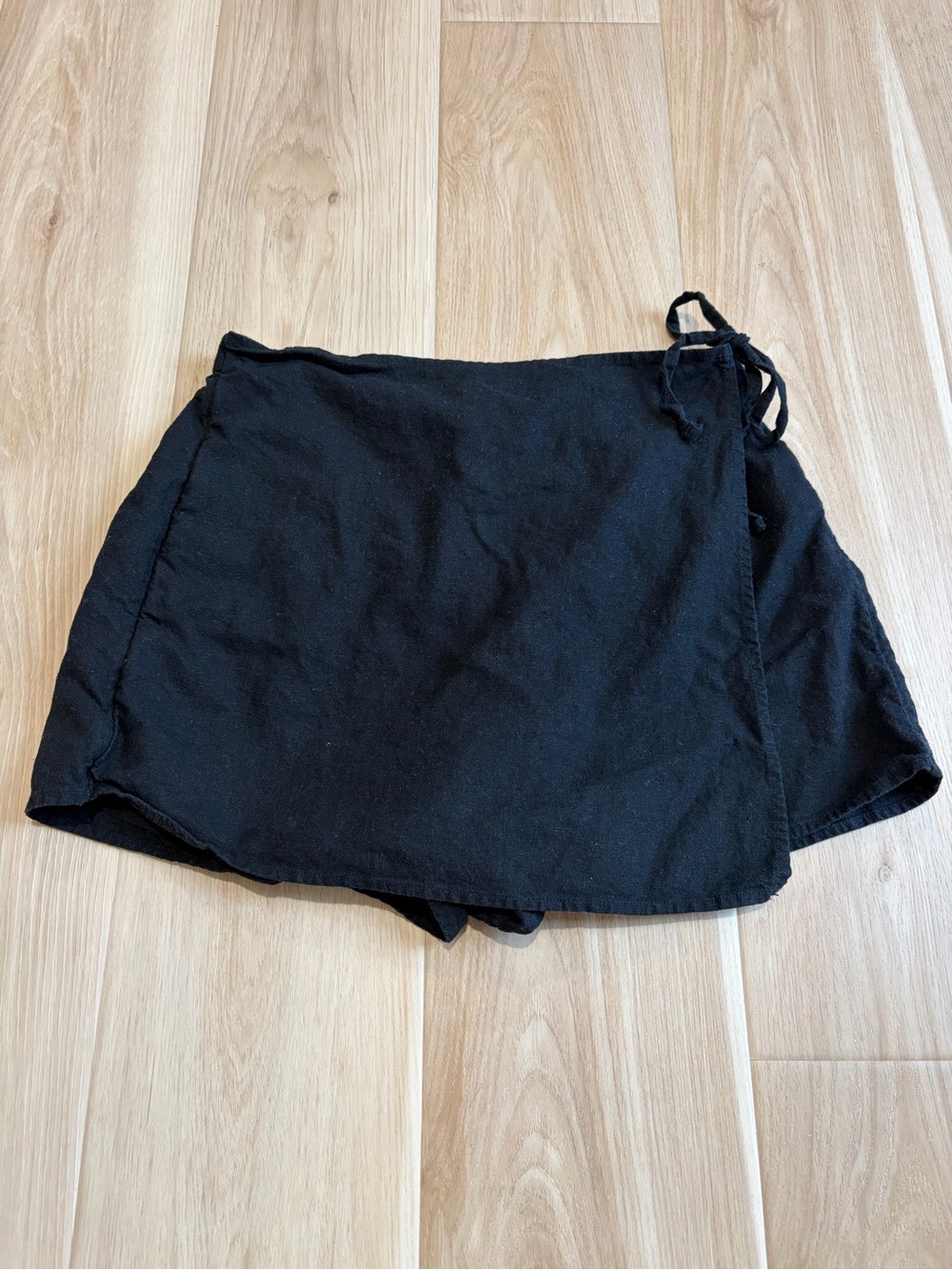Black Linen Skort